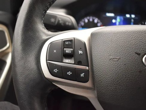 Used 2023 Ford Explorer XLT w/ Equipment Group 202A image 24