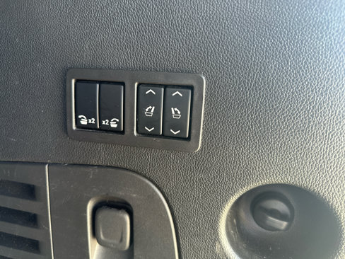 Used 2016 GMC Yukon Denali w/ Open Road Package image 49
