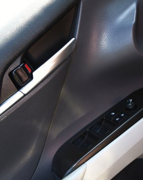 Used 2023 Toyota Camry LE image 13