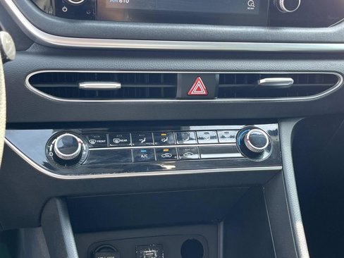 Used 2020 Hyundai Sonata SE image 29