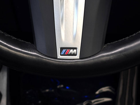 Used 2022 BMW X7 xDrive40i w/ M Sport Package image 3