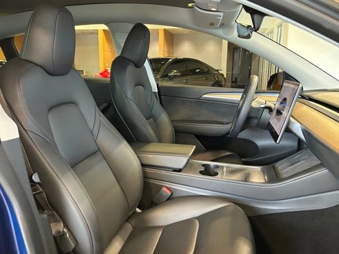 Used 2023 Tesla Model Y Long Range image 24