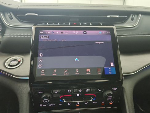 New 2025 Jeep Grand Cherokee Overland w/ Luxury Tech Group IV image 26