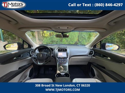 Used 2019 Lincoln Nautilus Reserve image 13