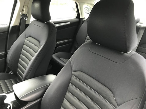 Used 2015 Ford Fusion SE image 19