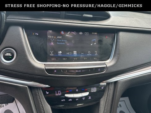 Used 2017 Cadillac XT5 Luxury image 19