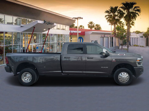 Used 2025 RAM 3500 Laramie image 2