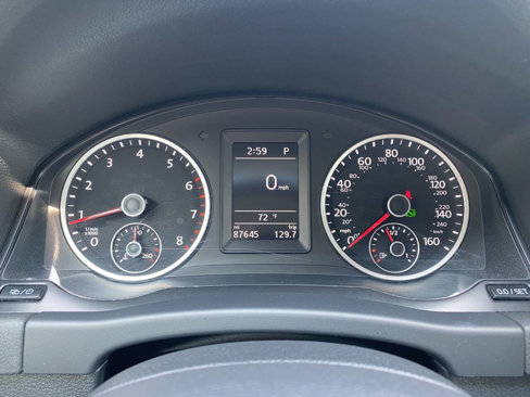 Used 2017 Volkswagen Tiguan S image 14