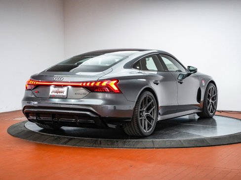 New 2025 Audi S e-tron GT Premium Plus image 13