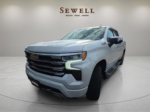 Used 2025 Chevrolet Silverado 1500 High Country w/ Technology Package image 1