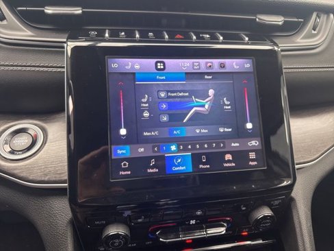 Used 2022 Jeep Grand Cherokee L Limited image 22