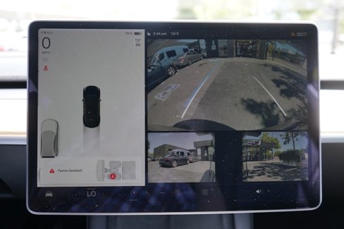 Used 2022 Tesla Model Y Performance image 23