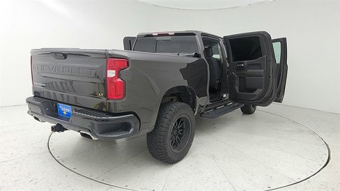 Used 2021 Chevrolet Silverado 1500 LT Trail Boss w/ Convenience Package II image 11