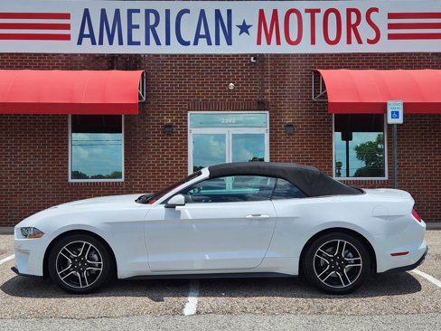 Used 2022 Ford Mustang Premium image 2