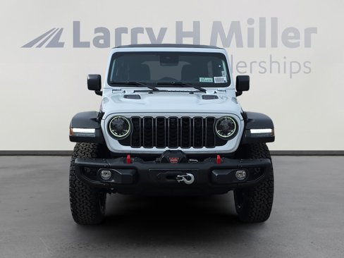 New 2025 Jeep Wrangler Unlimited Rubicon w/ Steel Bumper Group image 8