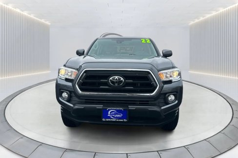 Used 2022 Toyota Tacoma SR5 image 2