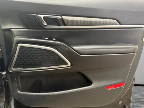 Used 2023 Kia Telluride EX X-Line image 14