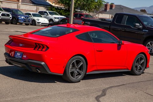 Used 2024 Ford Mustang Premium image 5