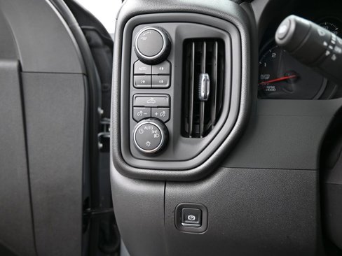 Used 2025 Chevrolet Silverado 1500 Custom Trail Boss w/ LPO, Dark Essentials Package image 30