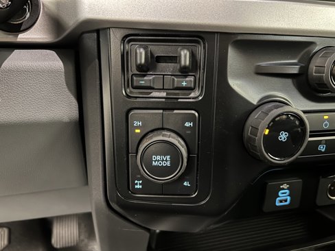New 2026 Ford F250 XL w/ XL Chrome Package image 12