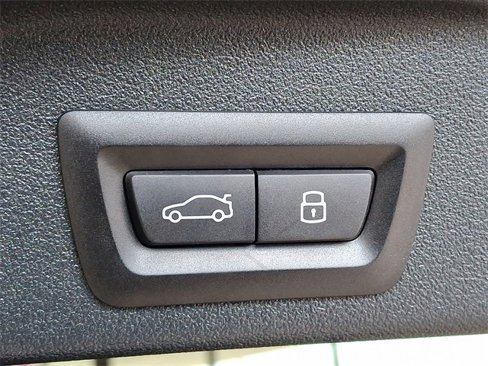Used 2025 BMW X5 M60i image 23