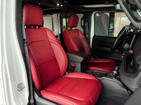 Used 2024 Jeep Wrangler Unlimited Rubicon 392 image 33