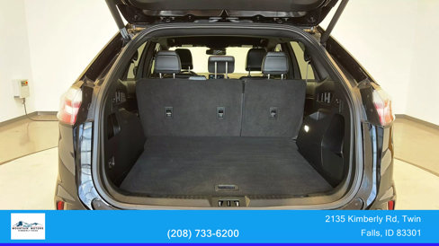 Used 2022 Ford Edge ST-Line w/ Cold Weather Package image 43