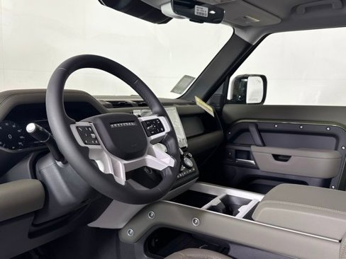 New 2026 Land Rover Defender 110 S image 39