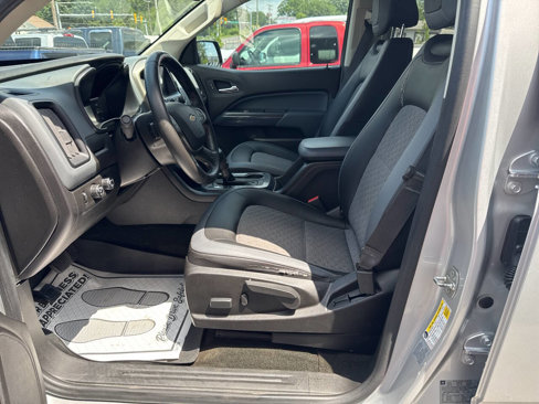 Used 2017 Chevrolet Colorado Z71 image 13