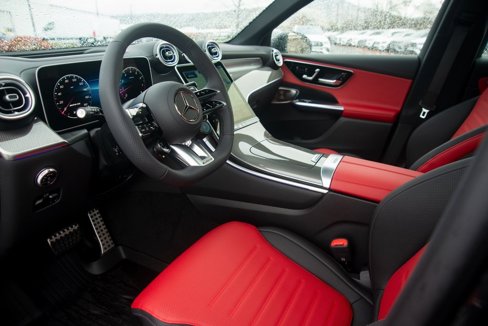 Certified 2025 Mercedes-Benz GLC 43 AMG 4MATIC image 23