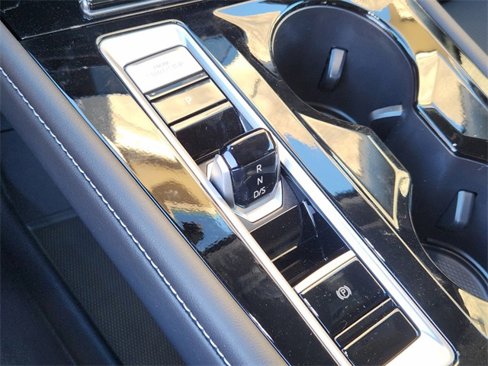 New 2025 Volkswagen Atlas SEL image 19