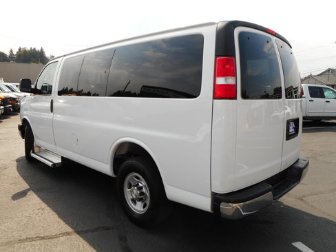 Used 2016 Chevrolet Express 3500 LT w/ LT Preferred Equipment Group image 9