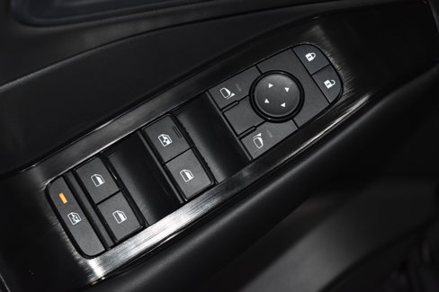 New 2026 Nissan Rogue S image 4