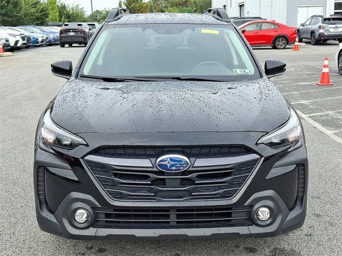 Certified 2025 Subaru Outback Premium w/ Popular Package #1A image 3