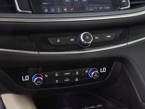 Used 2023 Buick Enclave Essence image 45