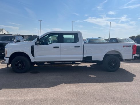 New 2026 Ford F250 4x4 Crew Cab Super Duty image 3