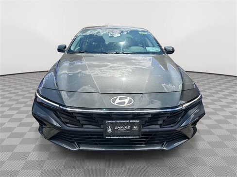 Certified 2024 Hyundai Elantra SEL w/ Convenience Package image 5