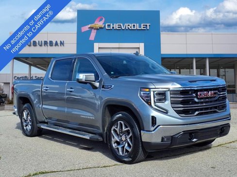 Used 2023 GMC Sierra 1500 SLT w/ SLT Convenience Package image 3