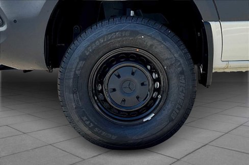 New 2025 Mercedes-Benz Sprinter 2500 image 11