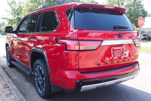 Used 2024 Toyota Sequoia Limited w/ Tow Technology Package image 5