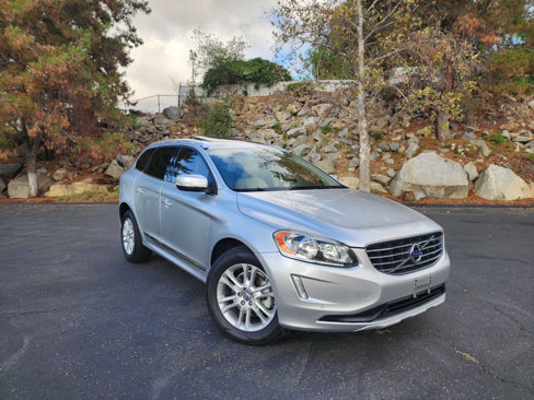 Used 2016 Volvo XC60 T5 Premier w/ Proximity Package image 2