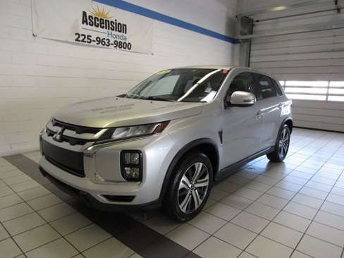 Used 2024 Mitsubishi Outlander Sport SE image 2