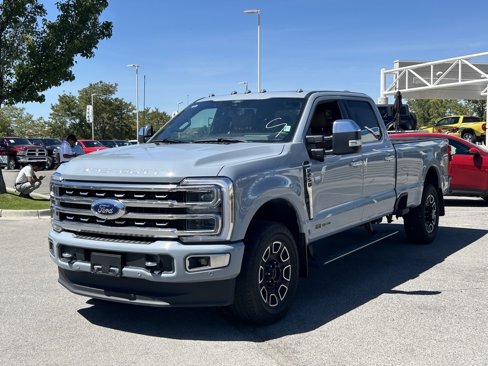 Used 2024 Ford F250 Platinum image 9