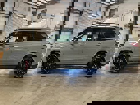 New 2025 Mercedes-Benz GLS 63 AMG 4MATIC image 2