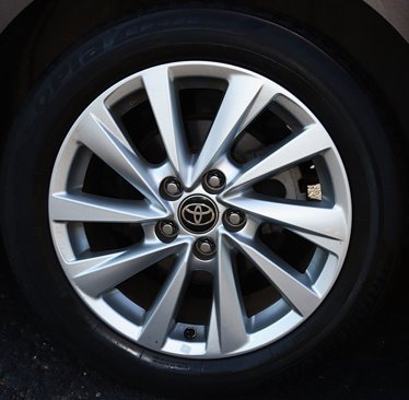 Used 2023 Toyota Camry LE image 11