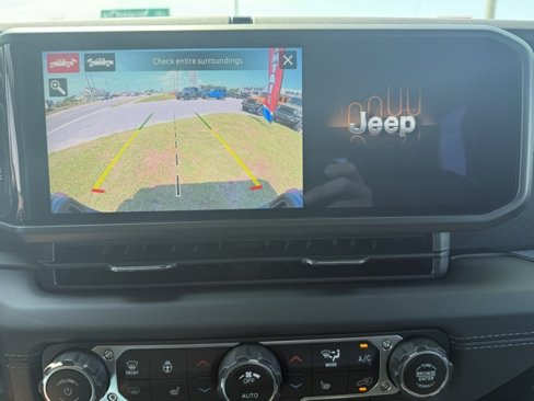 New 2025 Jeep Gladiator Rubicon image 25