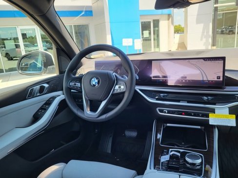 New 2026 BMW X5 xDrive40i image 17