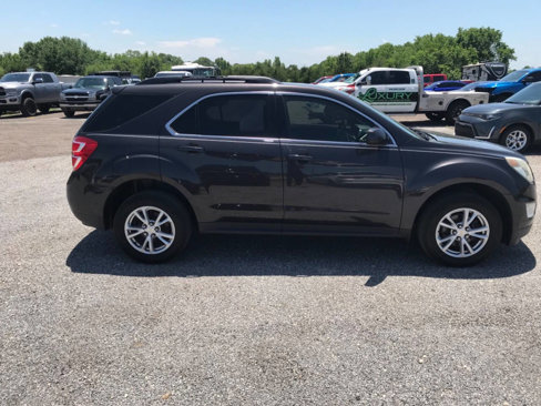 Used 2016 Chevrolet Equinox LT image 3