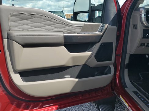 New 2026 Ford F450 Platinum image 16