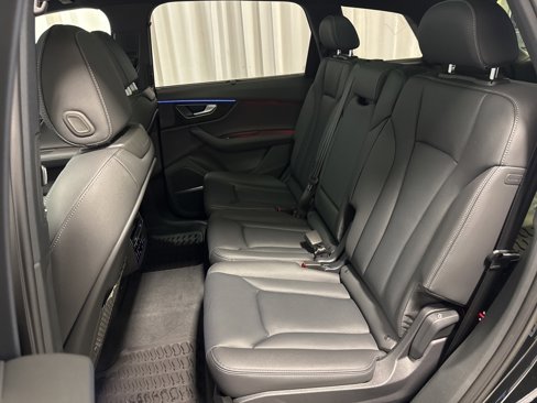 New 2025 Audi Q7 3.0T Premium Plus image 24